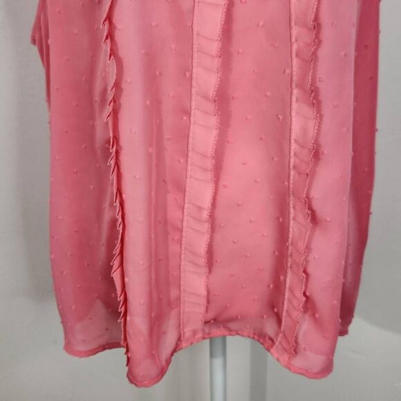 Elle Pink Swiss Dot Sleeveless Blouse Size Large Pink Semi-Sheer Ruffle Top - Picture 3 of 8